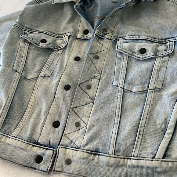 Athleta Double Time Denim Jacket Women’s Small - Picture 15 of 16